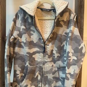 Lands End , Sherpa lined Grey Cammo KIDS Hoodie,  M 10-12